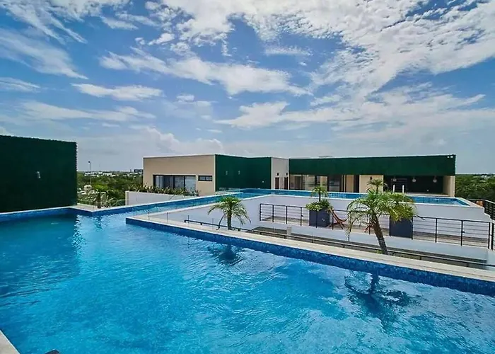 2 Bedroom With Rooftop Pool And Gym Apartamento