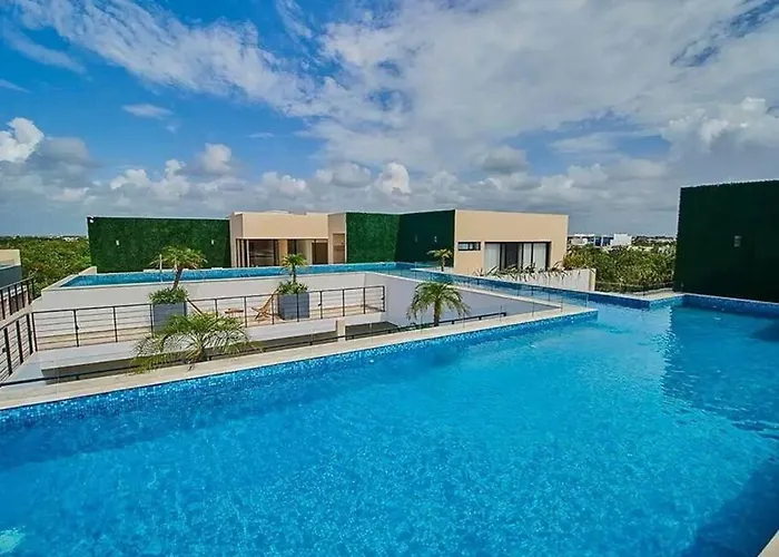 2 Bedroom With Rooftop Pool And Gym Apartamento