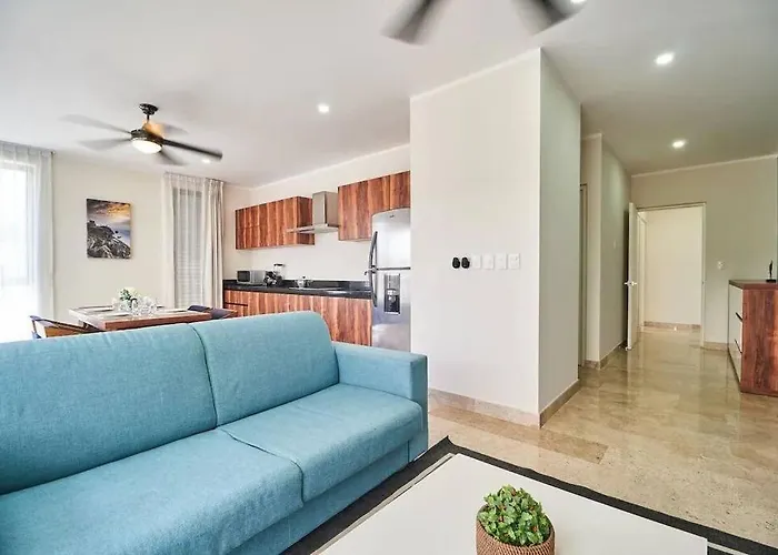 2 Bedroom With Rooftop Pool And Gym *